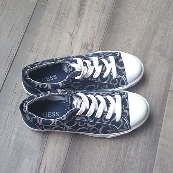 Guess shoes - Picture 7 of 9